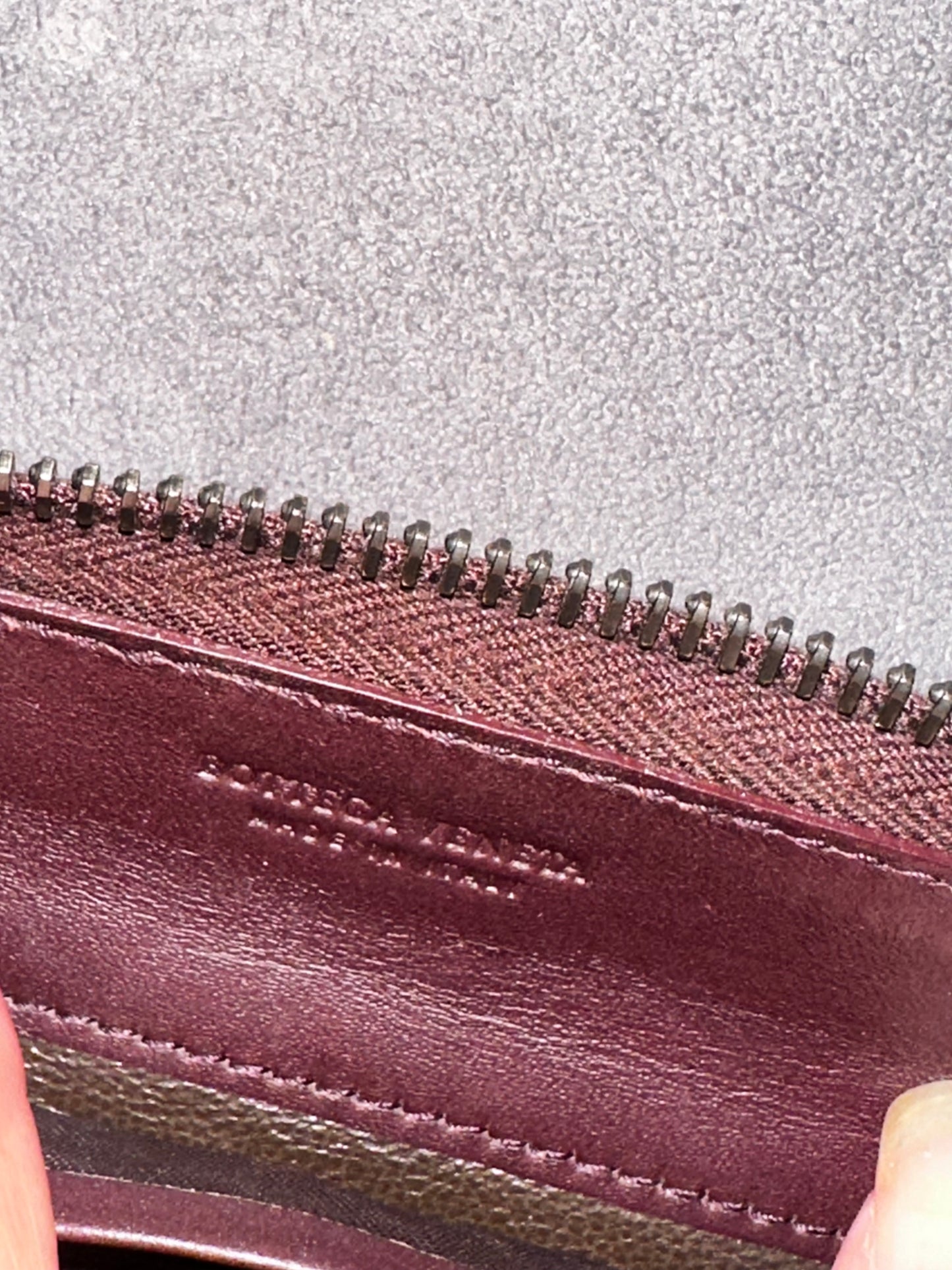 Bottega zipper wallet