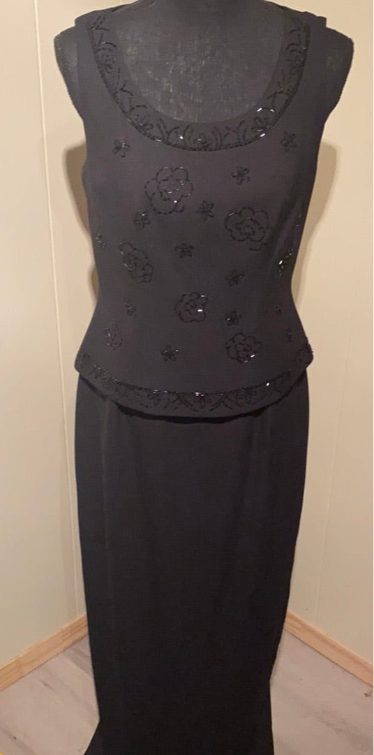 Black BEADED EVENING GOWN SZ 8