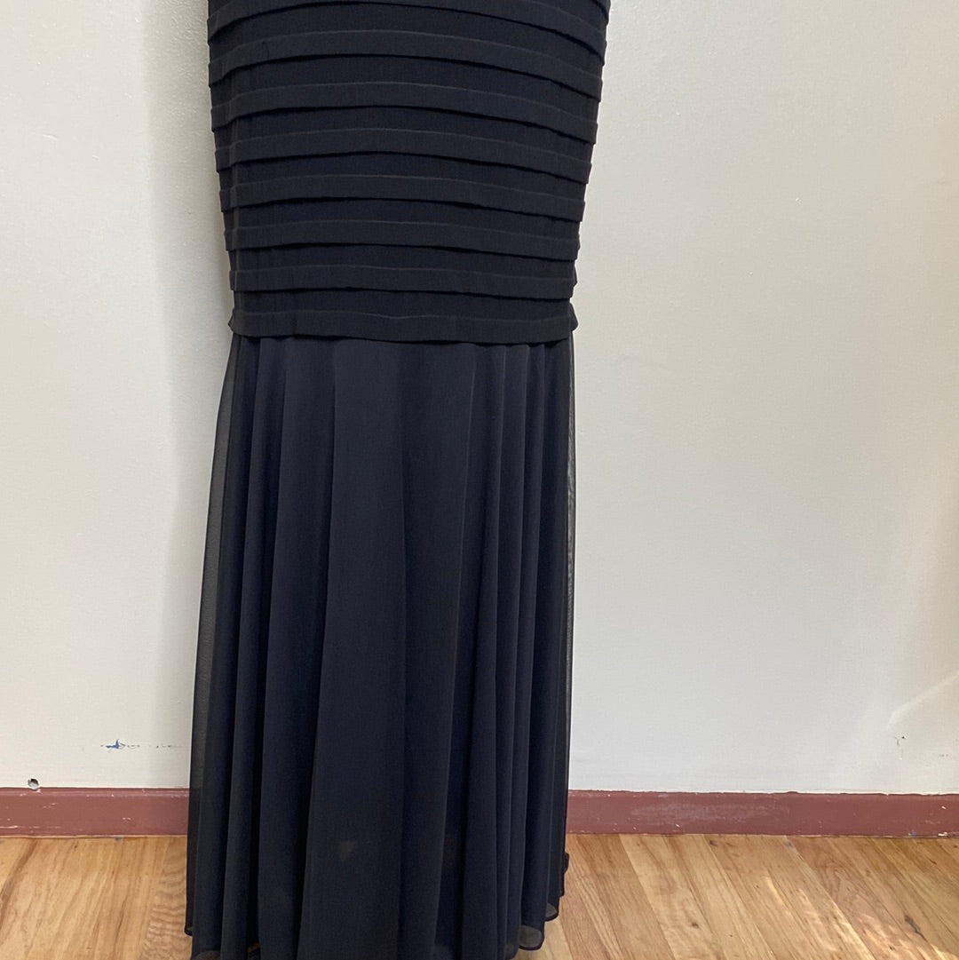 BLACK EVENING GOWN SZ 14