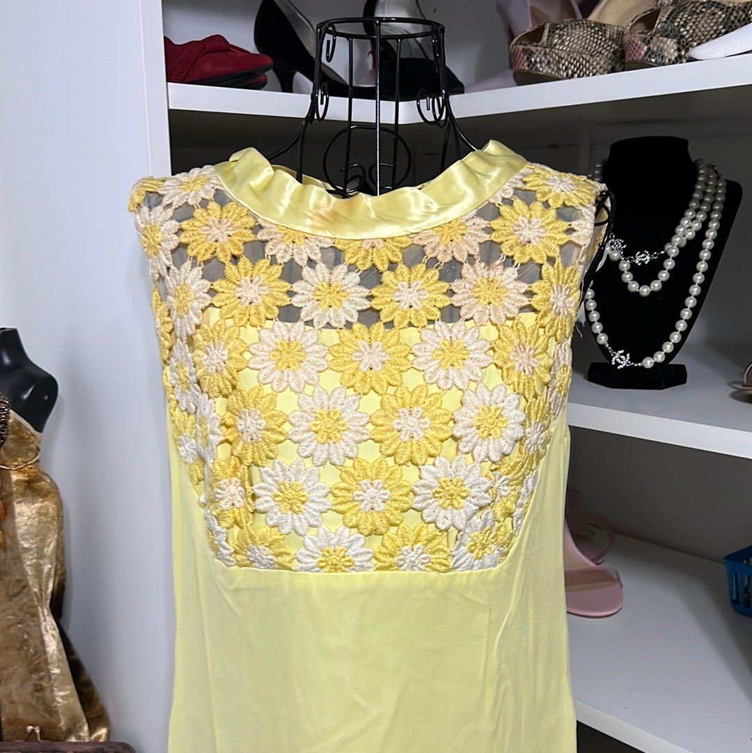 4.29 No label yellow dress Sz 6/8